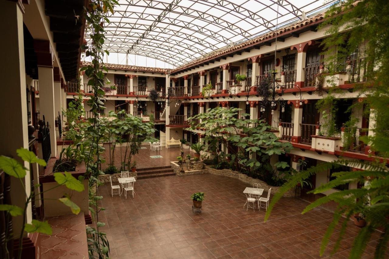 Hotel D'Monica Сан-Крістобаль-де-лас-Касас Екстер'єр фото