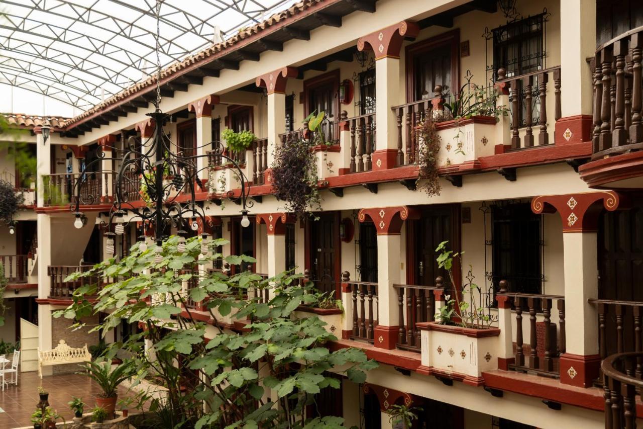 Hotel D'Monica Сан-Крістобаль-де-лас-Касас Екстер'єр фото